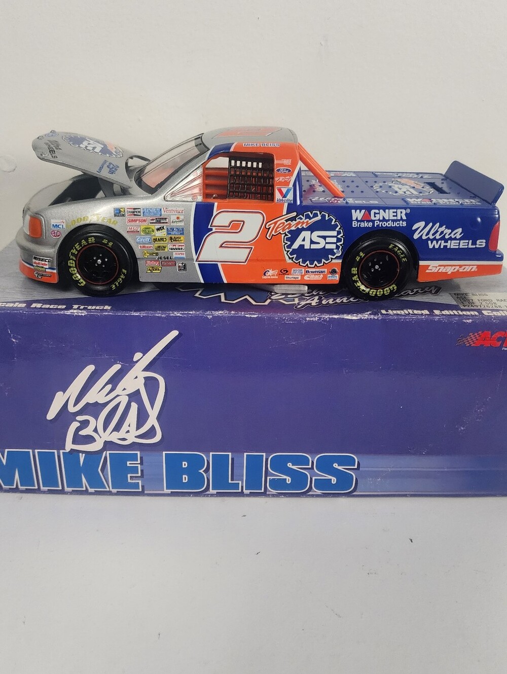 Mike Bliss #2 Die-Cast Race Truck Action 1997 Team ASE 25th 1:24 Craftsman /2508